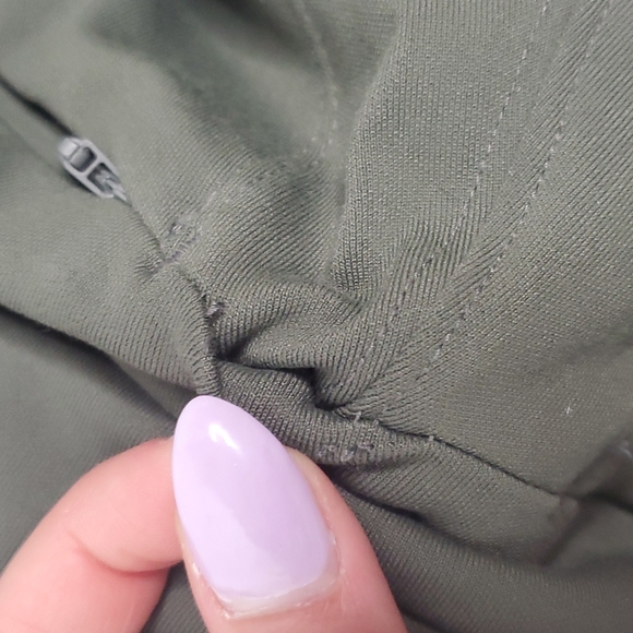 ATHLETA - Headlands Hybrid Cargo pants size 2 - Picture 12 of 13